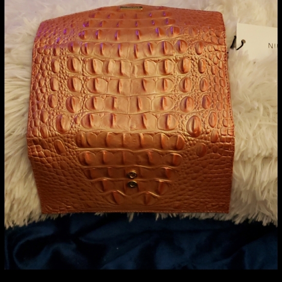 Brahmin Wallet - Picture 2 of 4